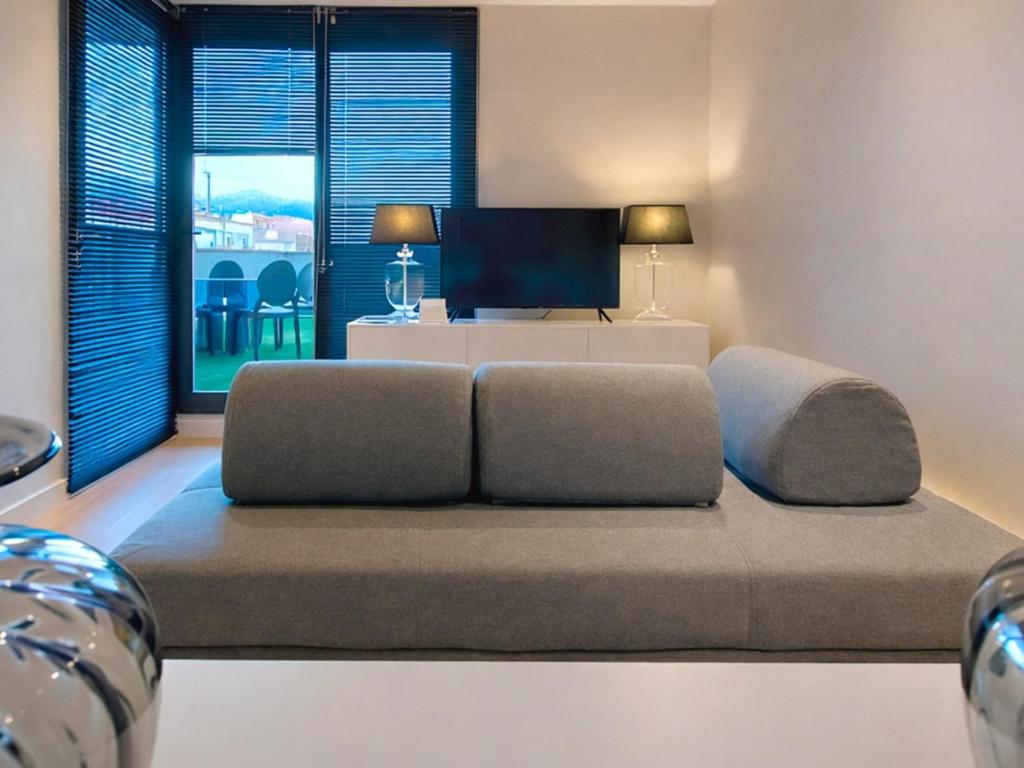 Barcelona Mediterranean Apartments - 5