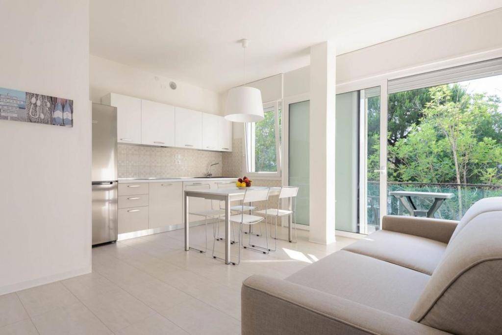 Lignano Sabbiadoro flat with parking - 1