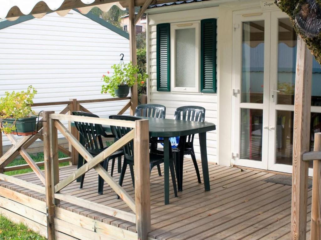 Mobil-home avec terrasse - 4 pers. - 2