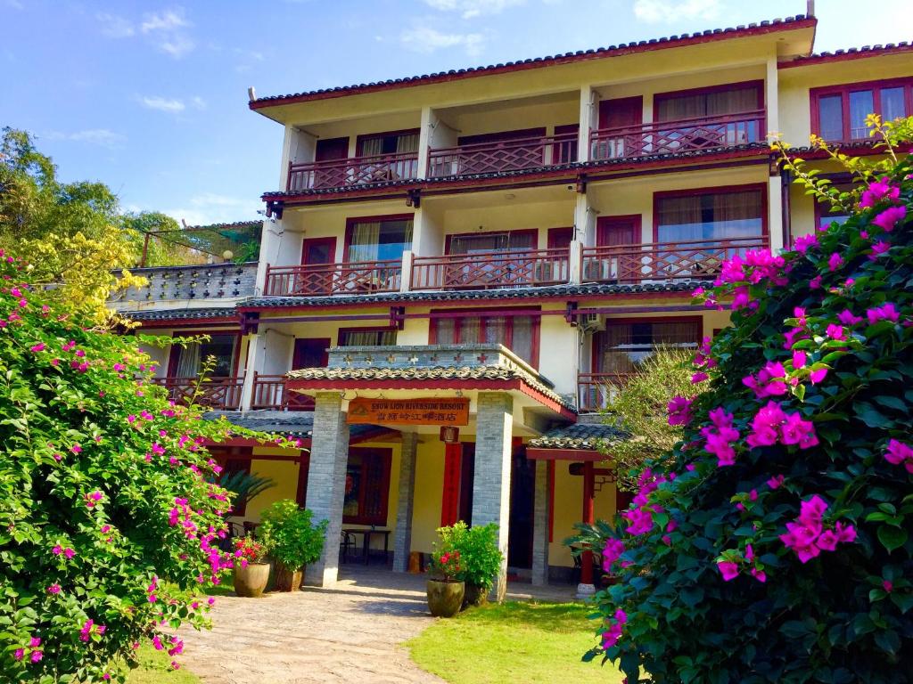 Snow Lion Riverside Resort, Jang-šuo