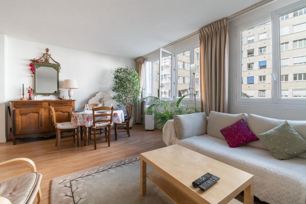 Spacious family flat 2bdr close to Eiffel Tower - 2