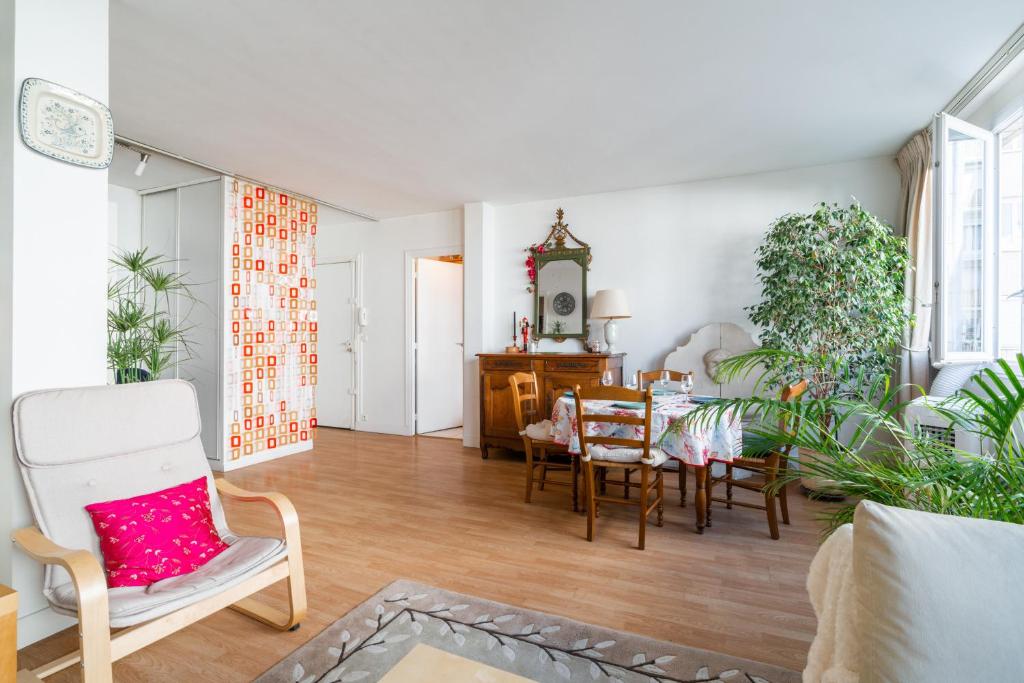 Spacious family flat 2bdr close to Eiffel Tower - 3
