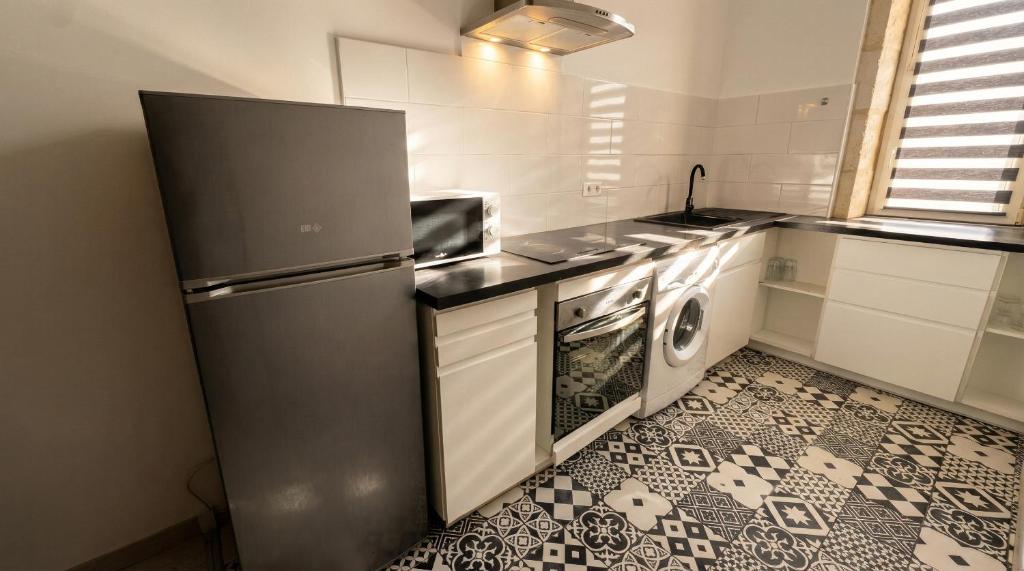 Appartement T2 centre-ville Nîmes - 3