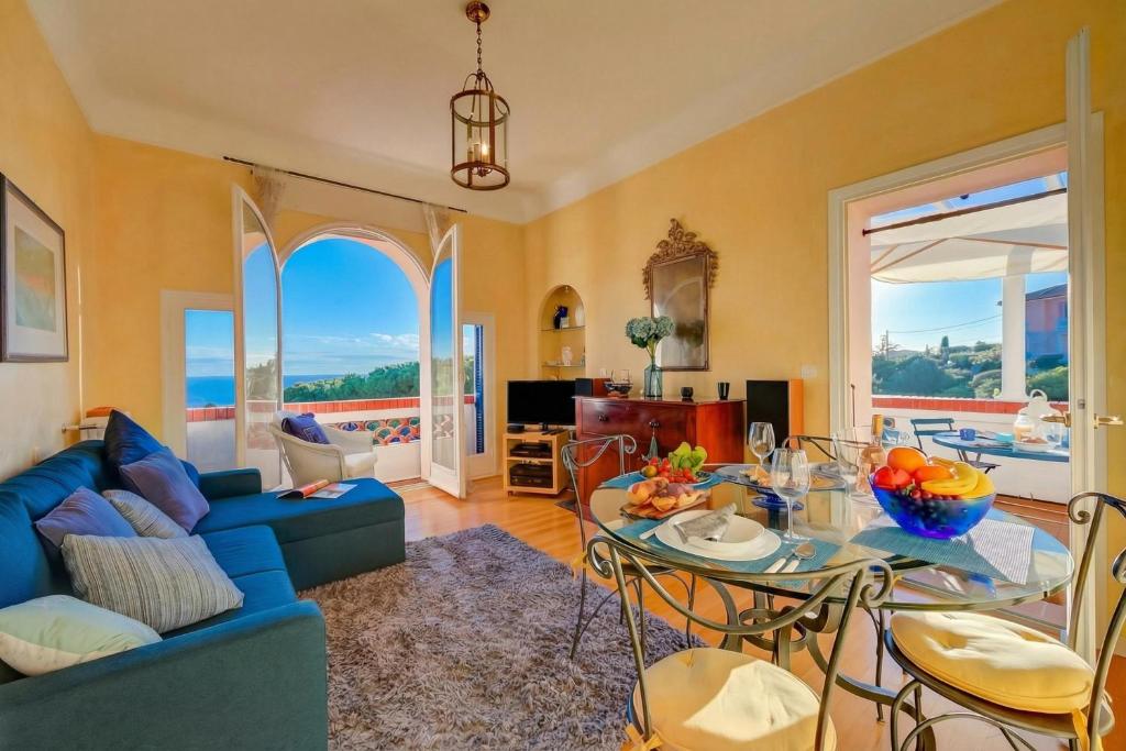 Villa MonTLilin Sea View - Happy Rentals - 2