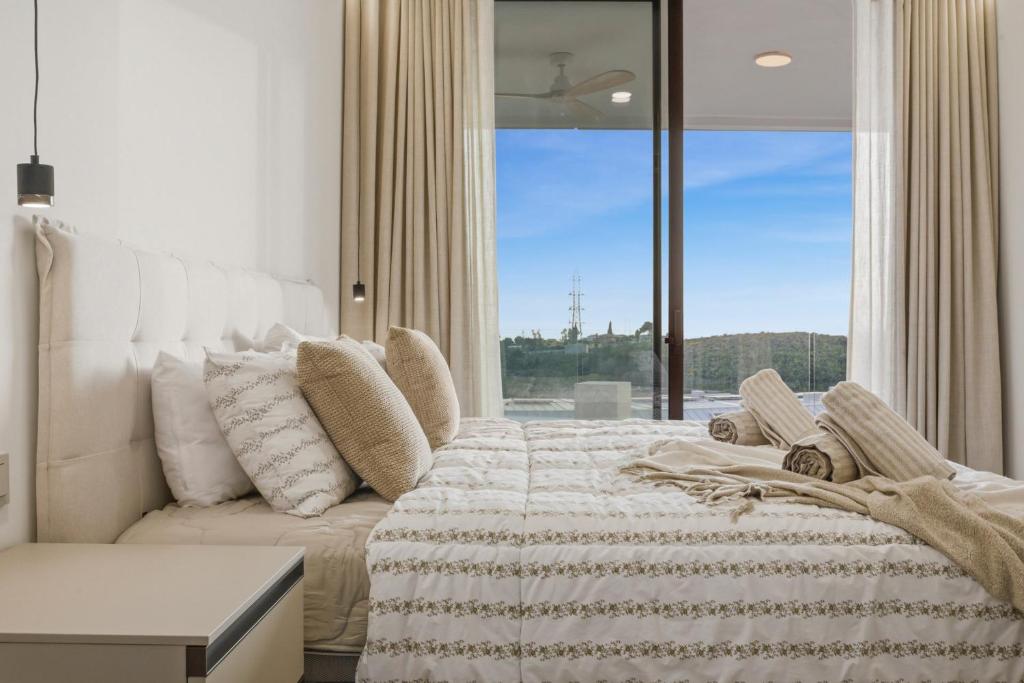Luxury Apartment with Sea Views in Higuerón - 5