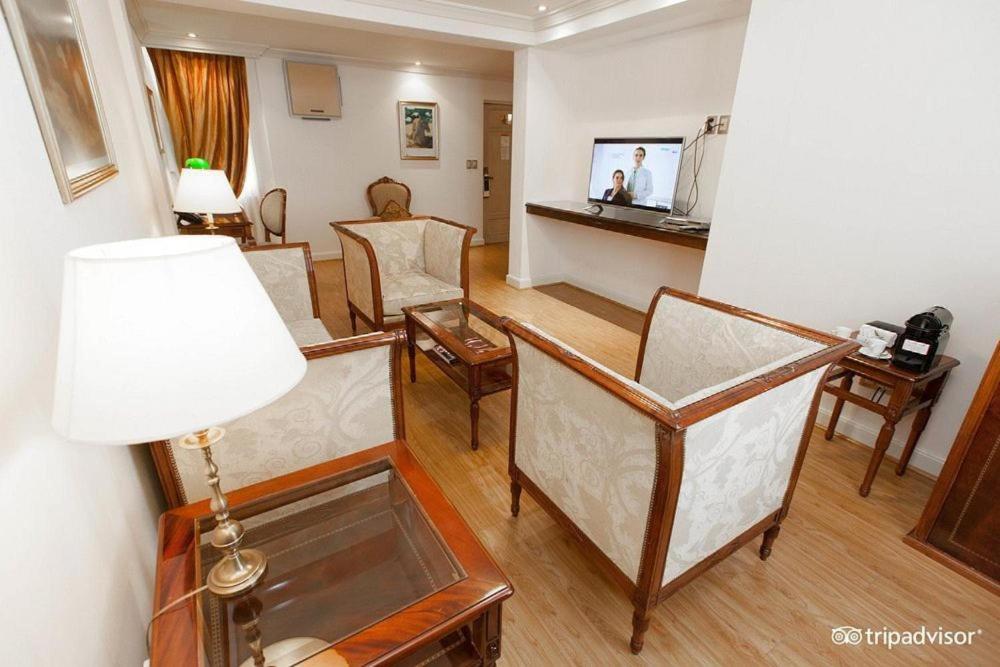 Mitre apert Suites - 2
