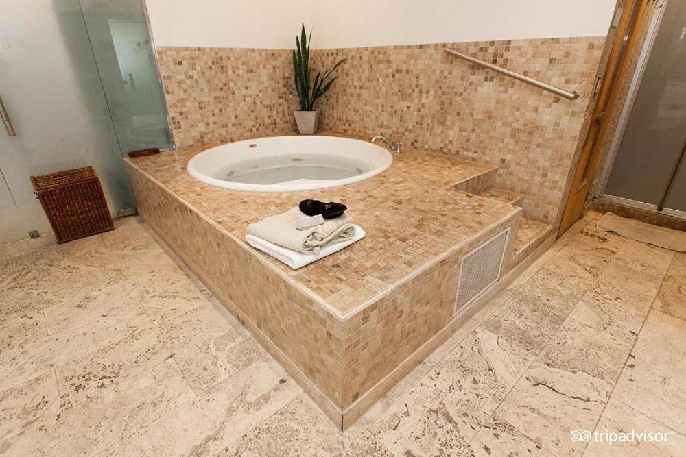 Mitre apert Suites - 5