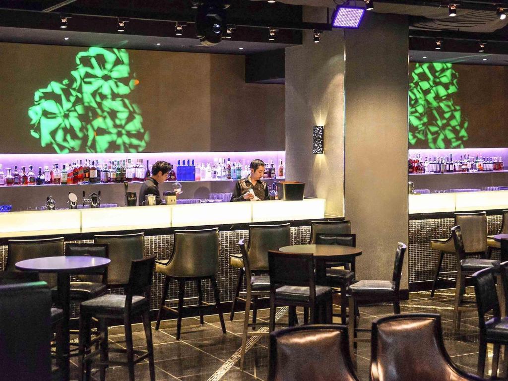 Bar/lounge