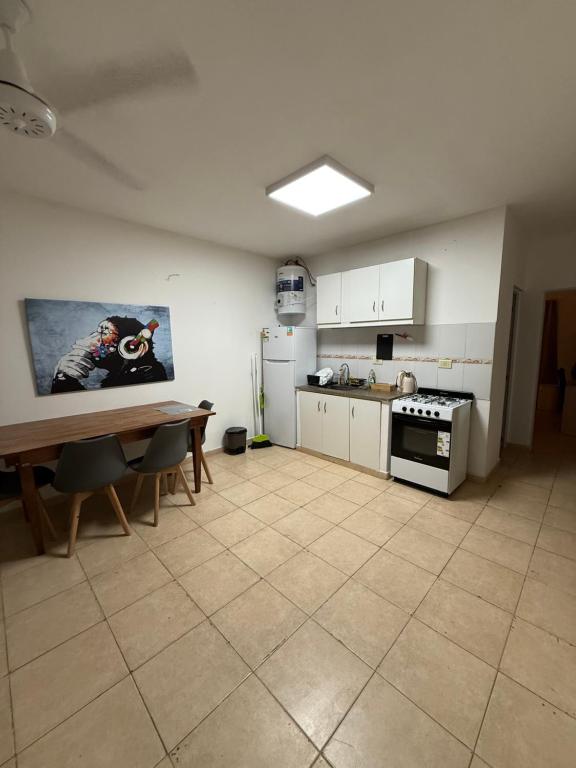 Apartamento tranquilo cerca de todo - 4