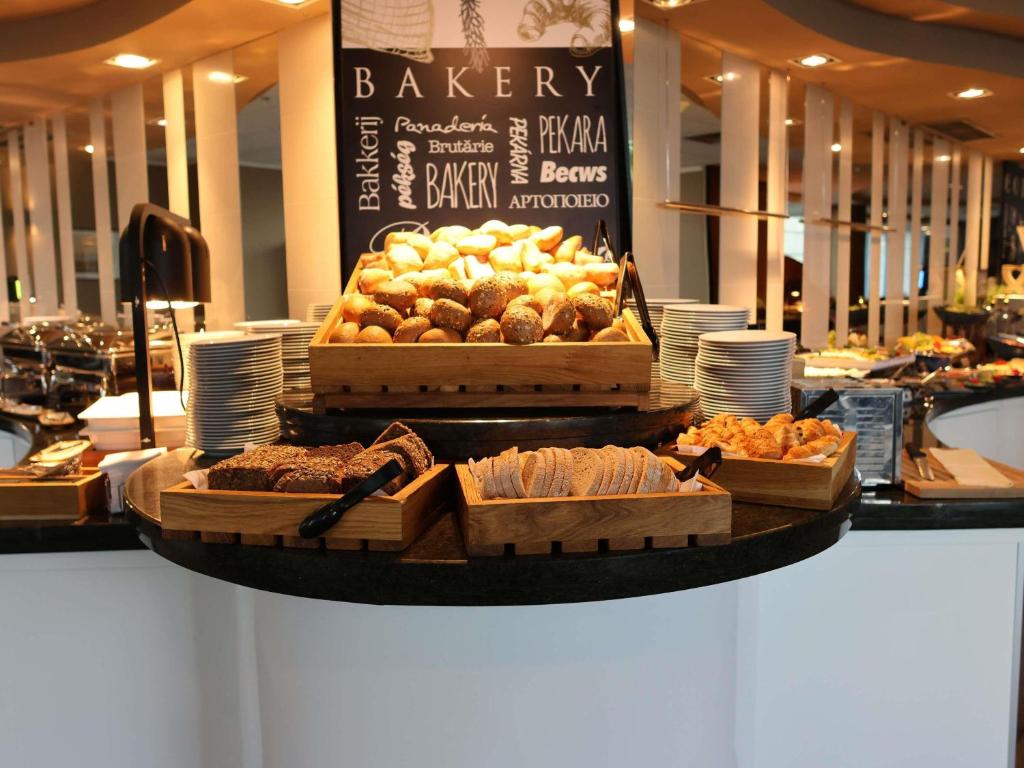 Warsaw Mercure Warszawa Centrum Hotel Additional