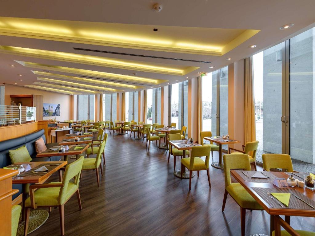 ノボテル フライブルク アム コンツェルトハウス (Novotel Freiburg Am Konzerthaus) レストラン