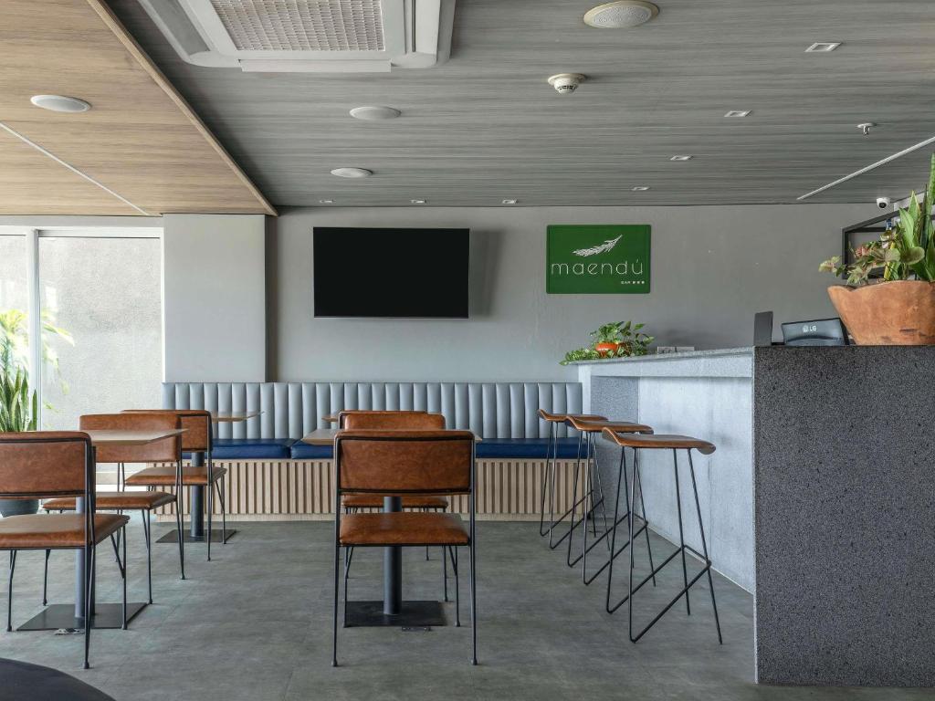 Bar/lounge