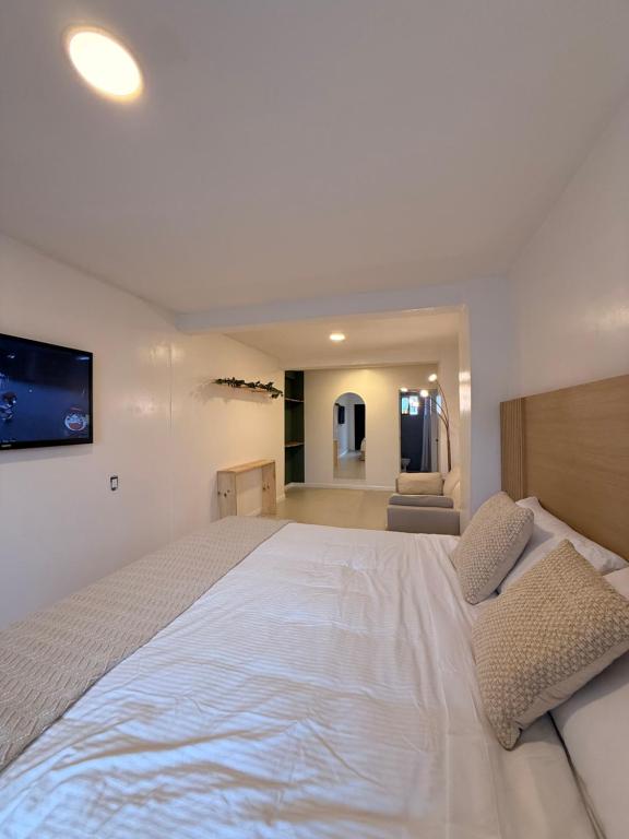 RA Suites - 5