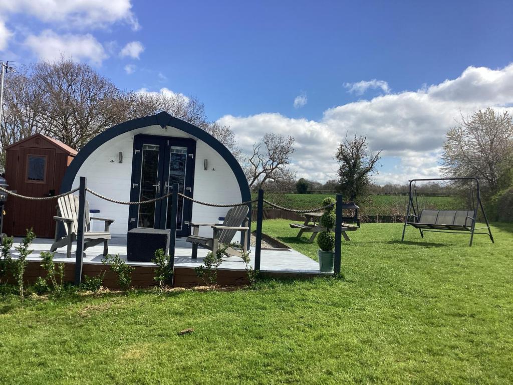 Cherry Pod 2, Shrewsbury - pet-friendly stay