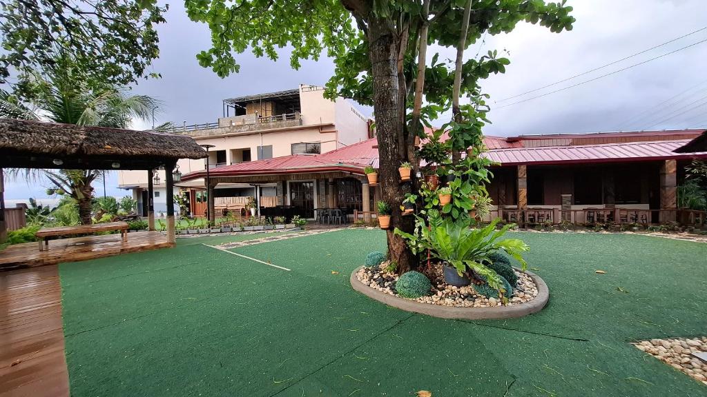 Exterior view, Marjhun's Apartelle in Bohol