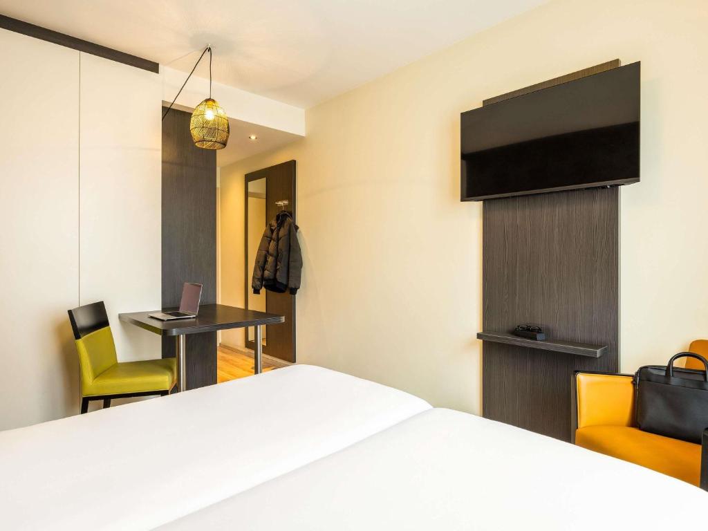 ibis Styles Hotel Brussels Centre Stéphanie — Hotel rooms in Brussels, Brussels