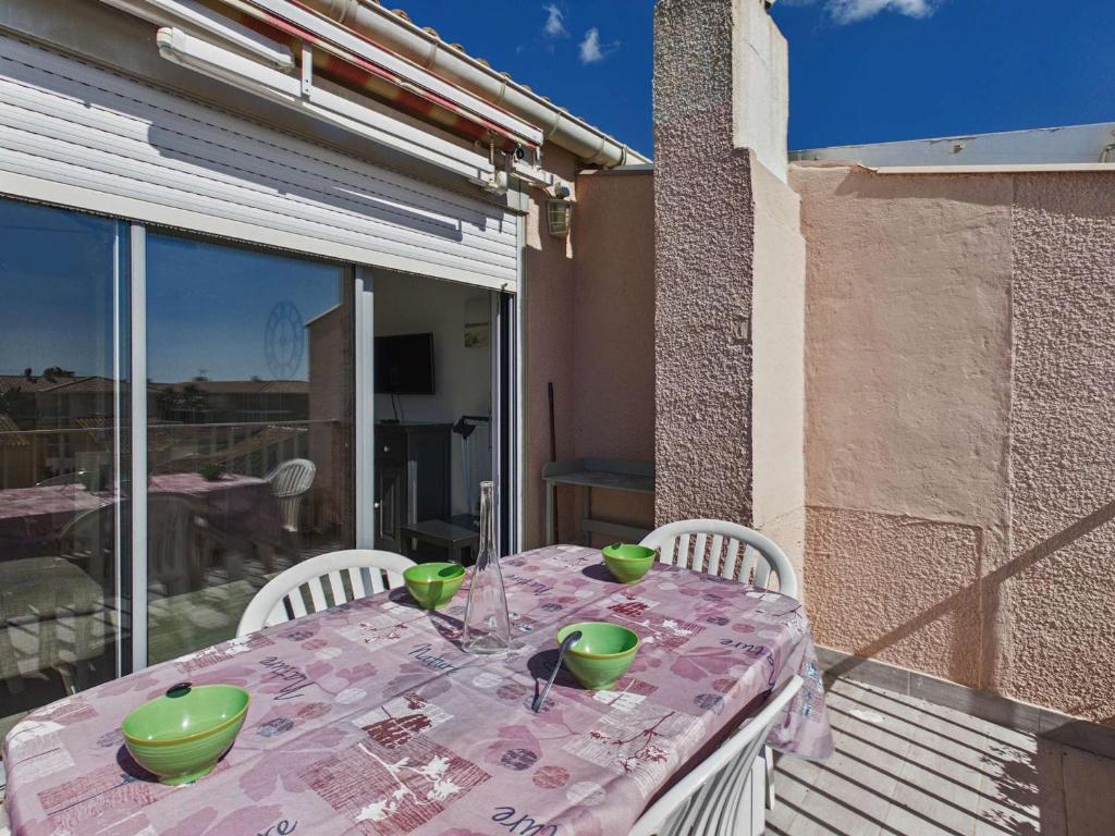 Appartement cosy 2 pièces cabine, terrasse, WIFI, parking privé, proche plage à Marseillan - FR-1-326-516 - 2
