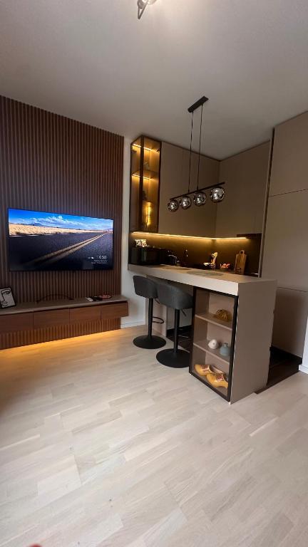 Posh Studio - 1