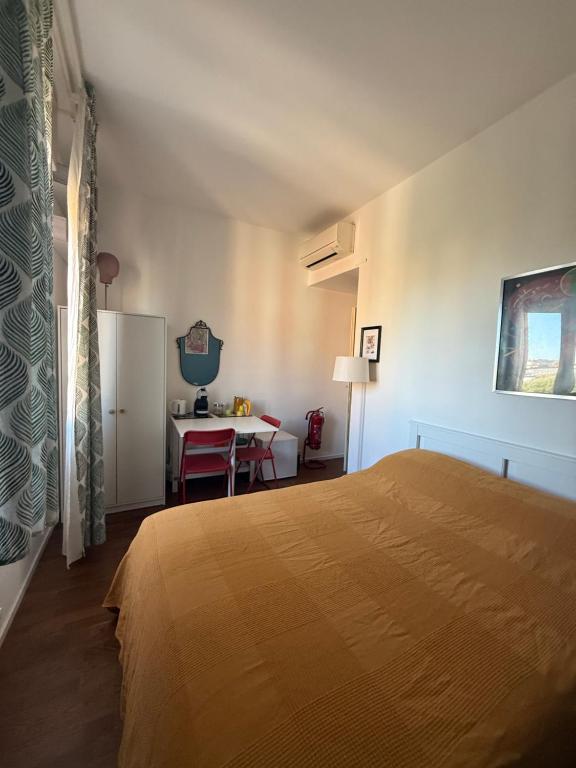 Casa Ziza & Merlino - double room with private bathroom in shared apartment - 3