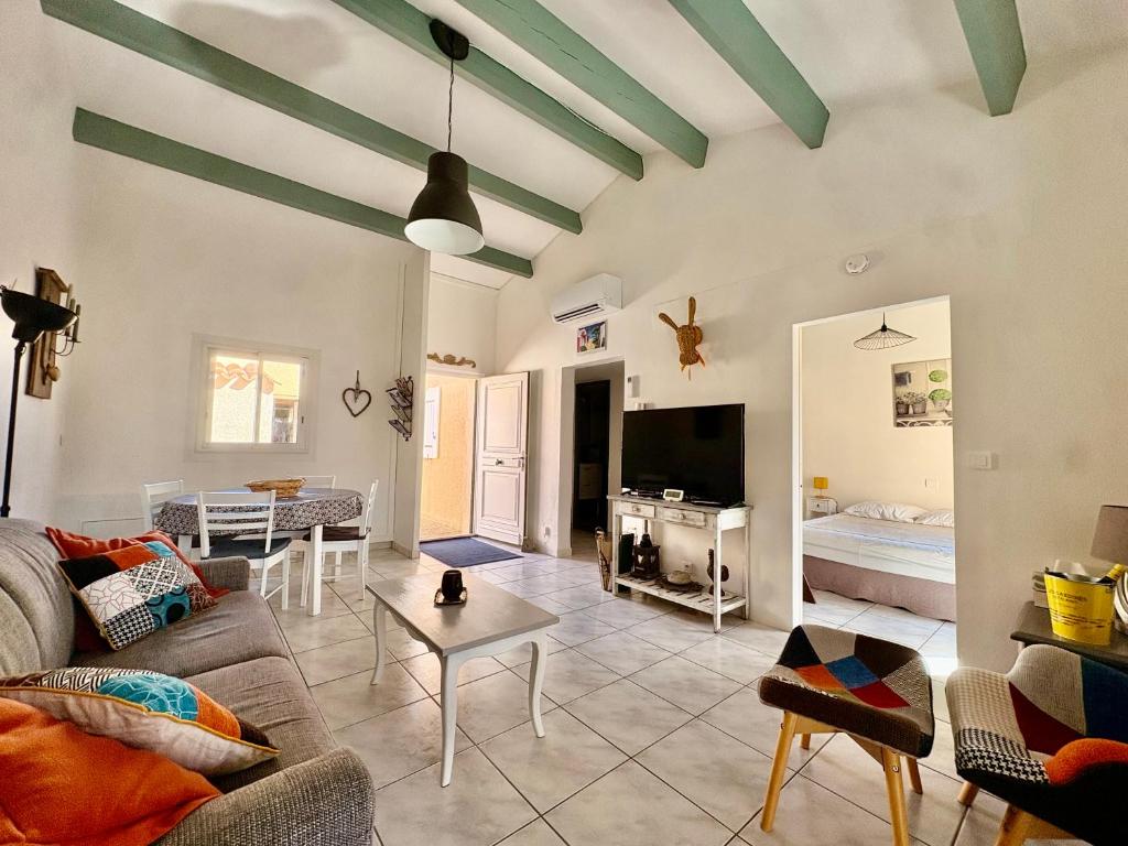 Villa T3 - Maison 6 couchages - Piscine - Clim - Wifi - Garage - 5