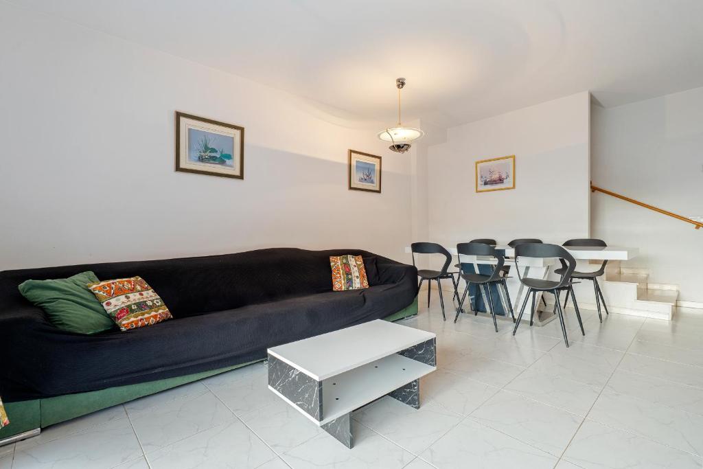 Hauzify I Casa Arboç - 2