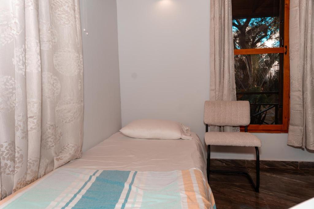 Star Apple Inn - 3