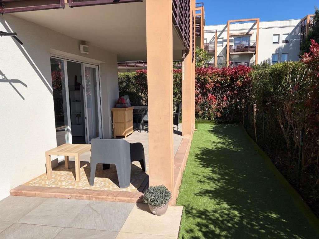 Appartement 65m2 avec Piscine et Rez de jardin 80m2 - 4