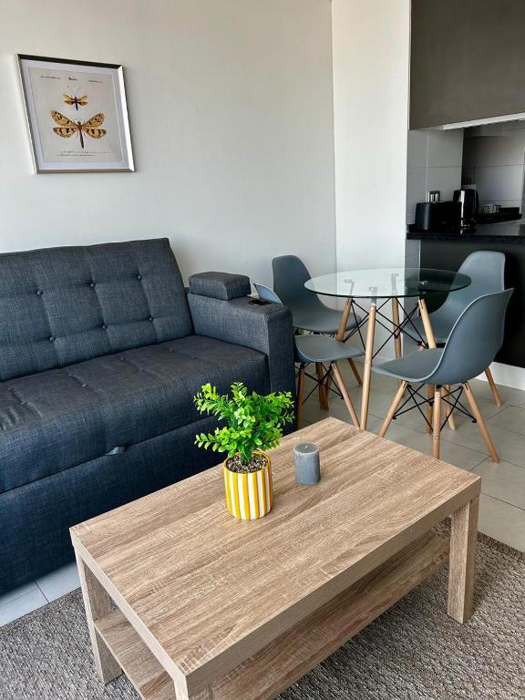 High Rise Modern Apt Near Parque Arauco - 1