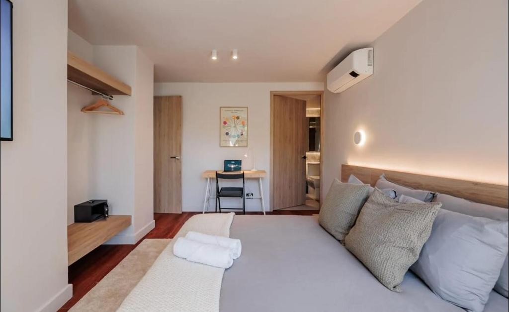 Apartamento amplio con jacuzzi 4 habitaciones, en Provenza Poblado Medellin - 3