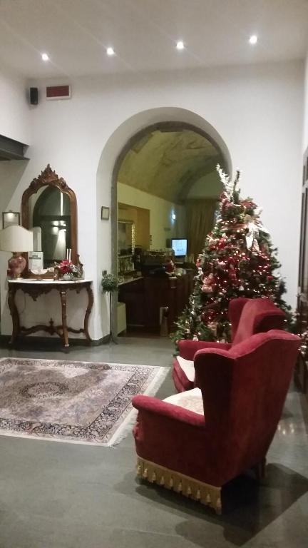 Hotel Urbano V photo