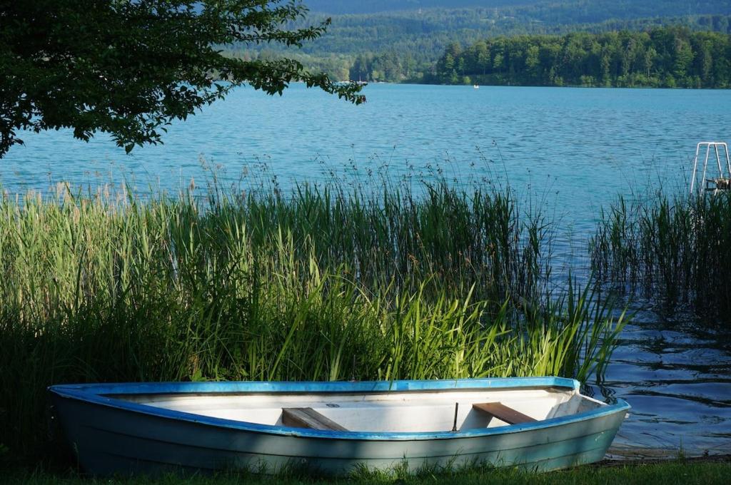 Villa am Faaker See mit Privatstrand und Ruderboot - 4