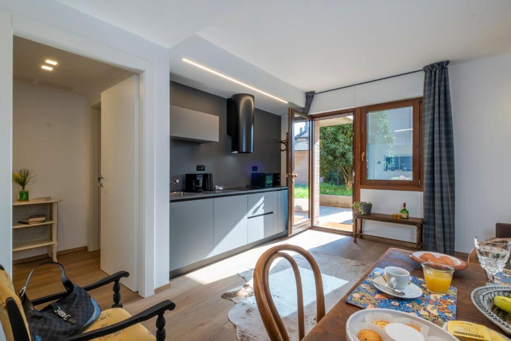 HP City Suites - 1