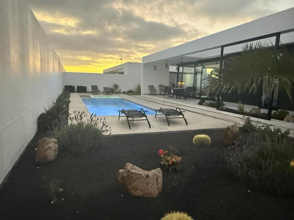 Stylish and comfortable Villa Anna in Villaverde - 4