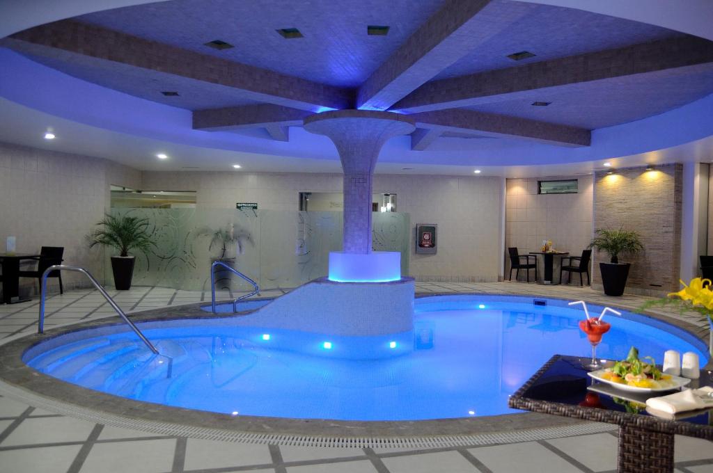 Suites Camino Real photo