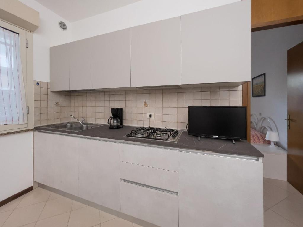 Quiet flat close to town and sea - 4