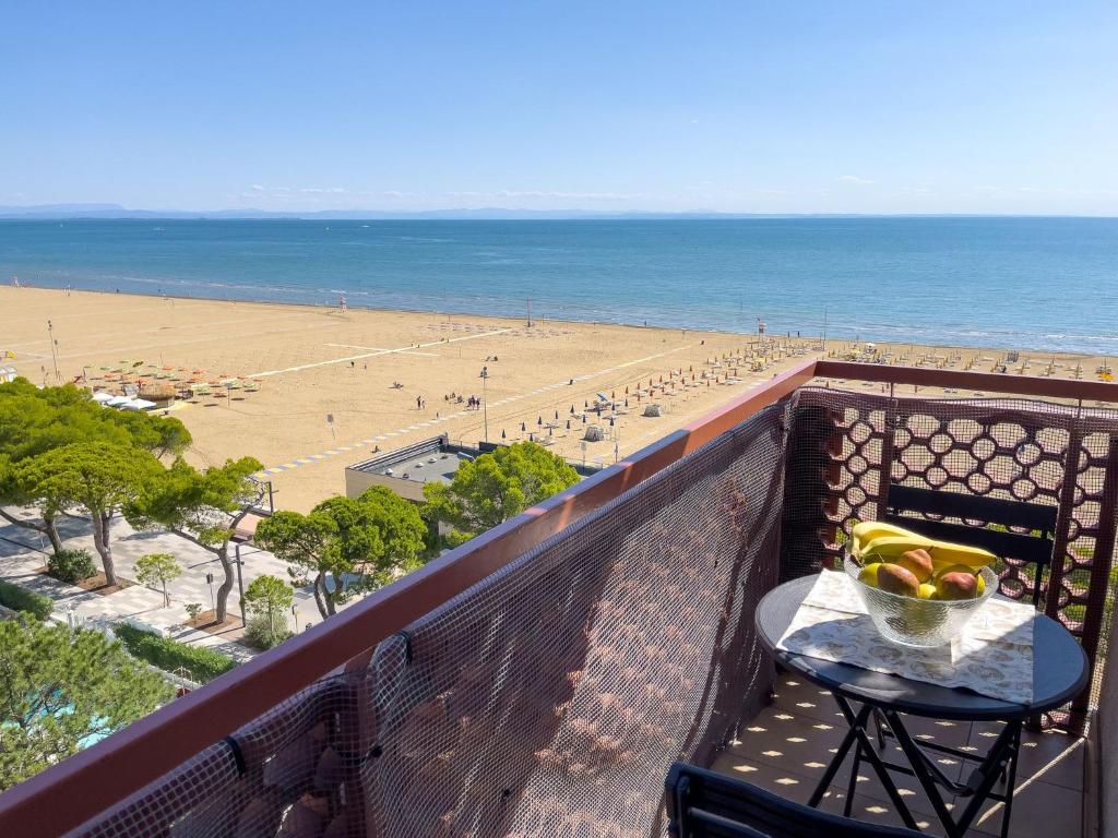 Seafront apartment on the promenade - 1