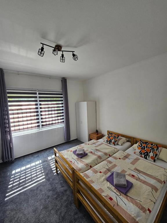 Apartment Bisić with private parking - 4