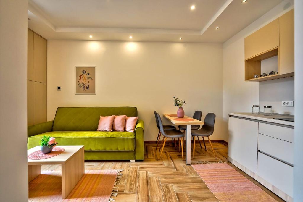 Apartments Srecko - 2