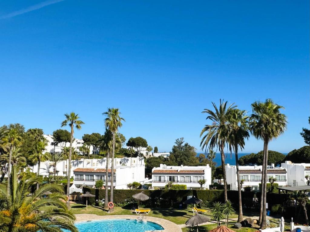 Sea view apartment in Rancho Miraflores - 2
