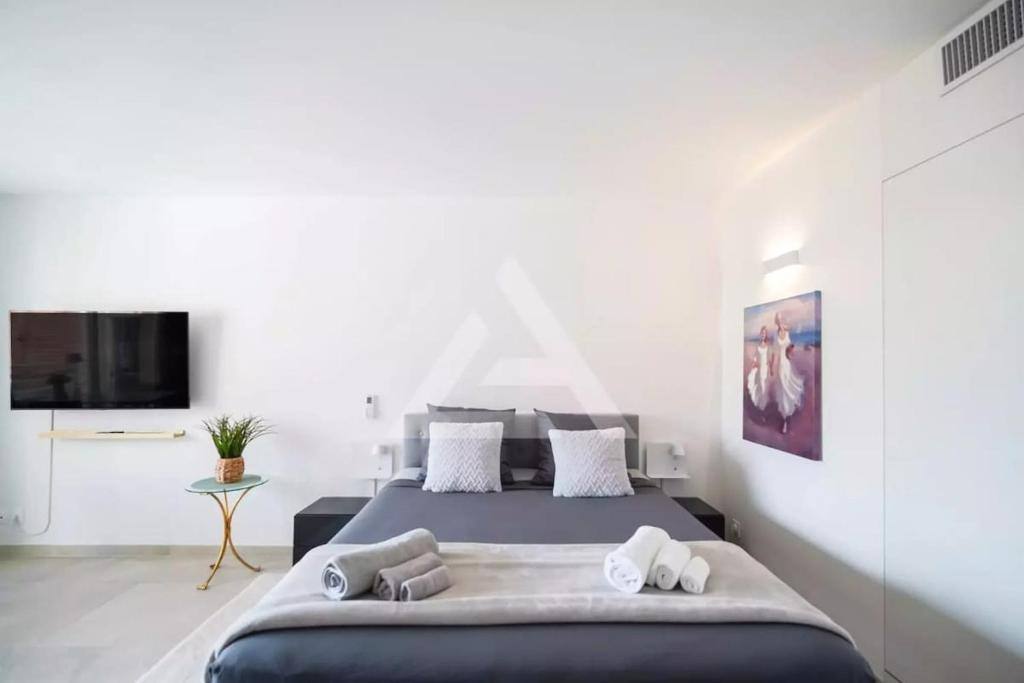 New Large Studio - Monaco Border - Sea View - Lift - Parking included - 4