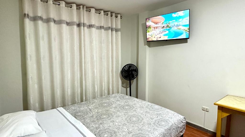 Habitación privada a 20 min del Aeropuerto de LIMA - 1