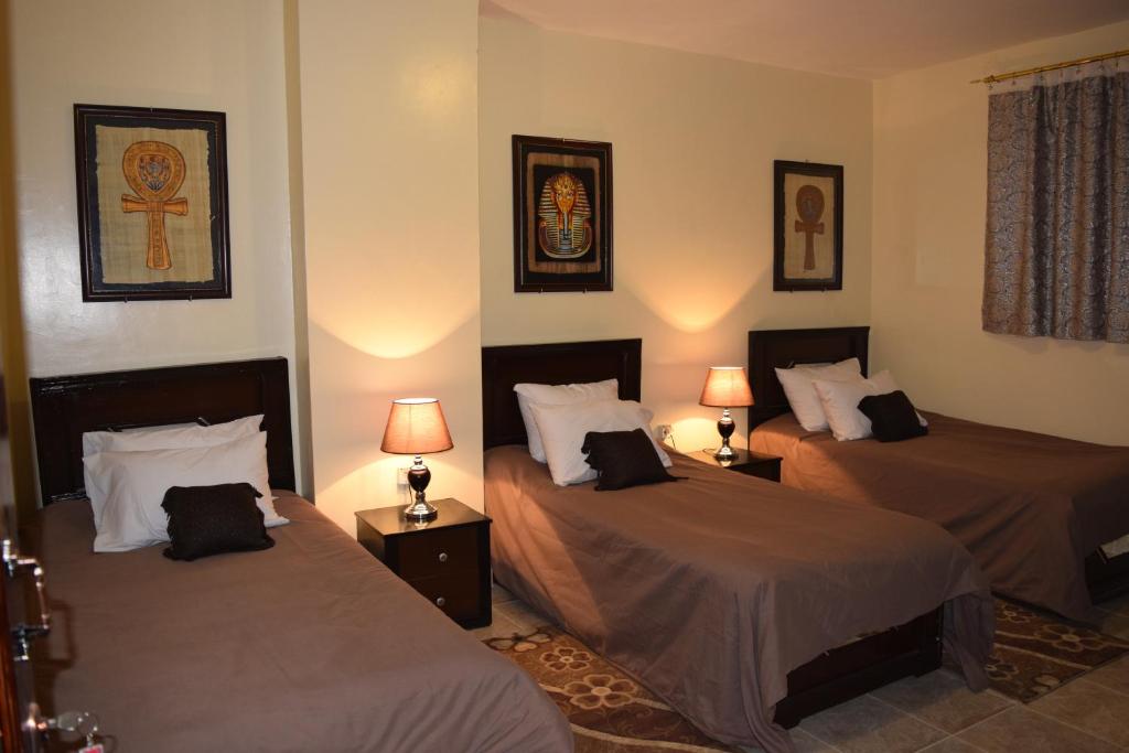 Triple Room with Private External Bathroom