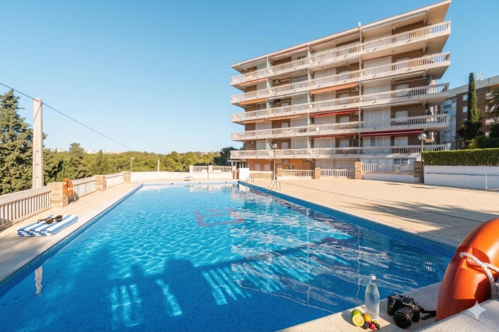 Mediterranean Way - Cye 205 - 2