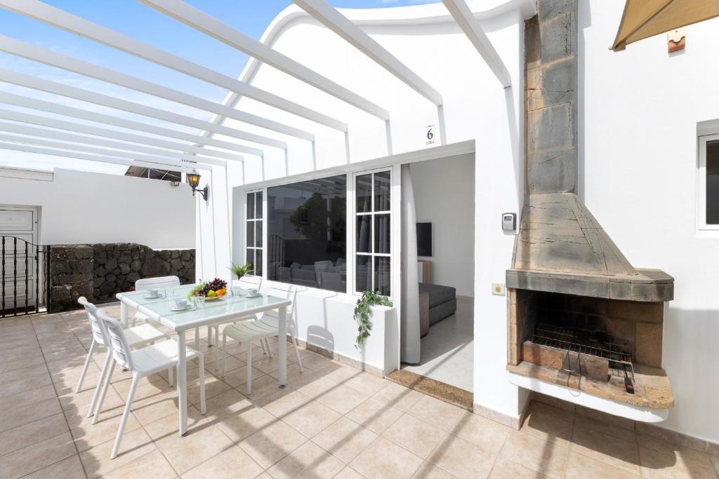 Casa El Golfo - N 6 by Escape Home - 1