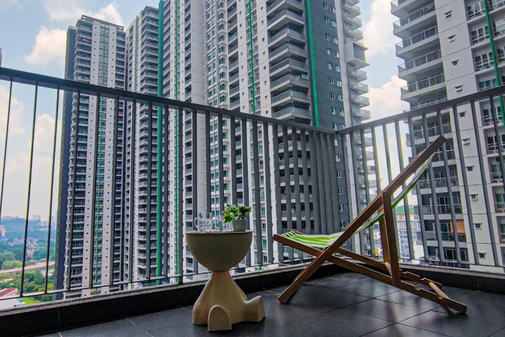 Lovely Family Suites at Razak City by HCK