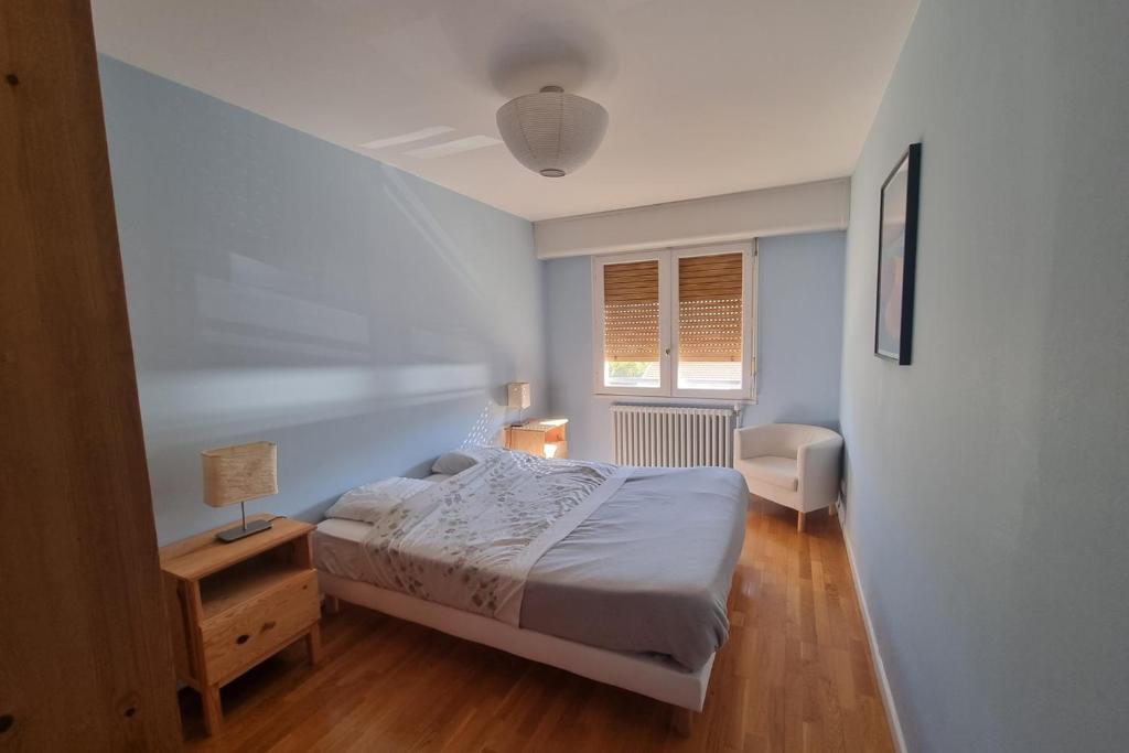 90m apartment with balcony and parking - 5