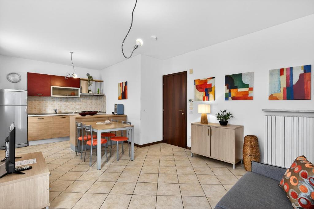 MIRALAGO APARTMENTS - Regarda Travel - 3