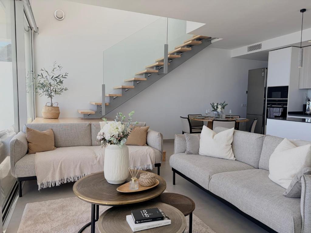Penthouse Duplex Stupa Hills 4BR - 5