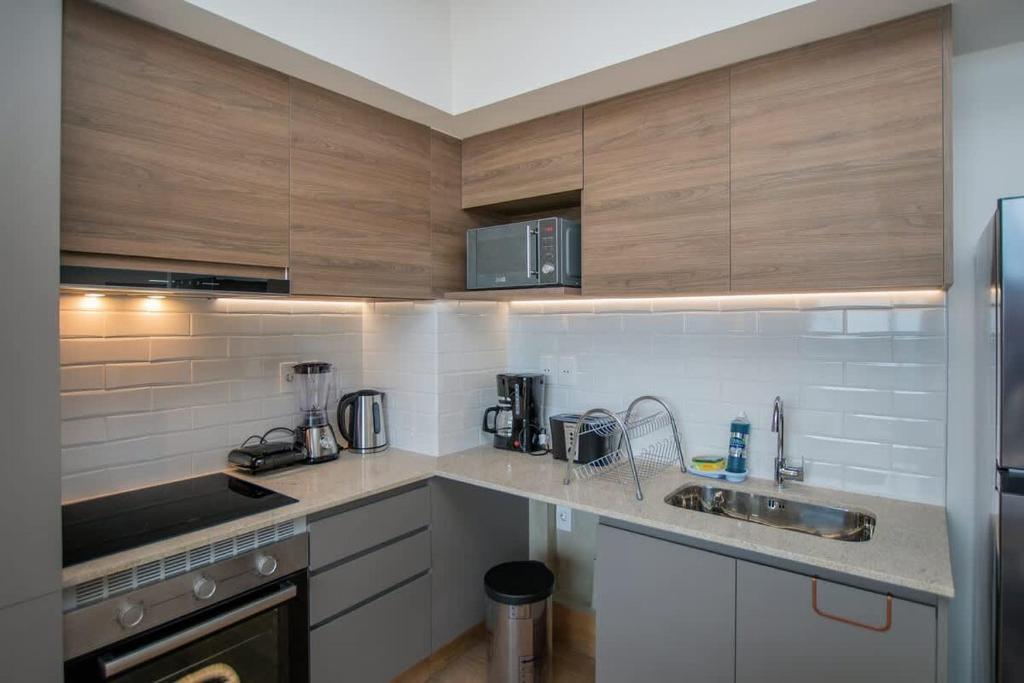 Hassler 705 Francisco Reynolds Chic City Living 1BR Pool Gym 705 - 2