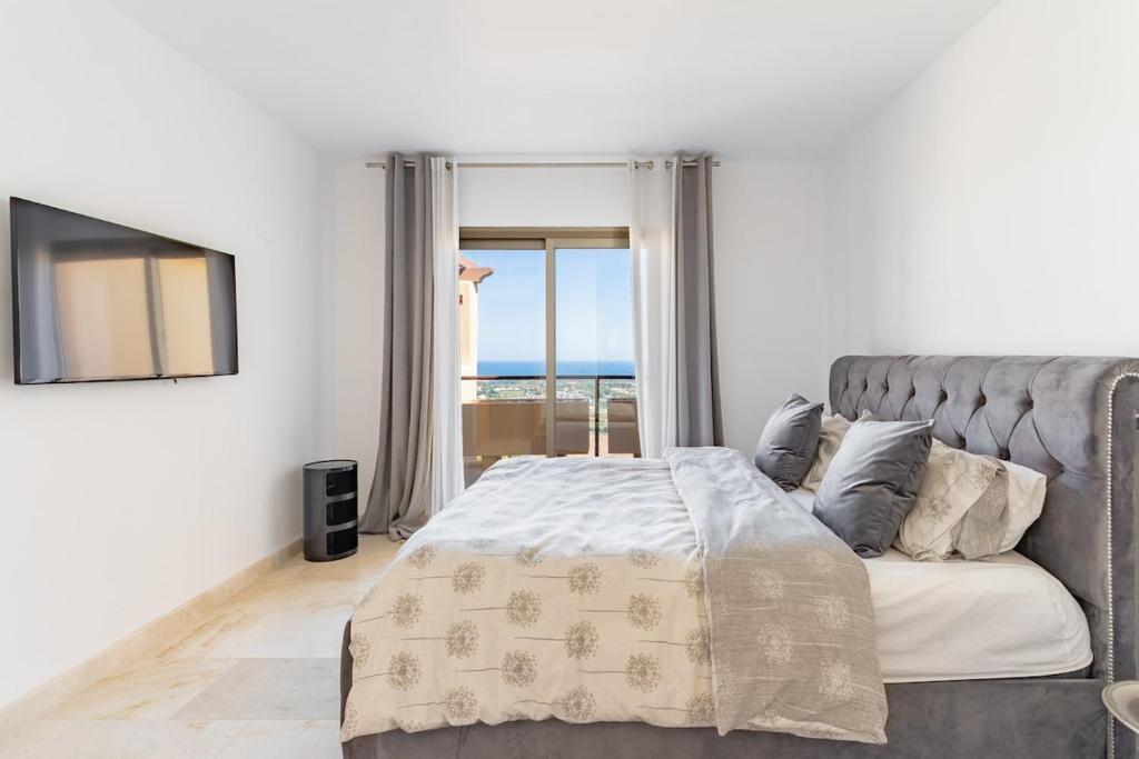 Casa Cifuentes - Penthouse 2BR with Sea Views & Heated Pool - 5